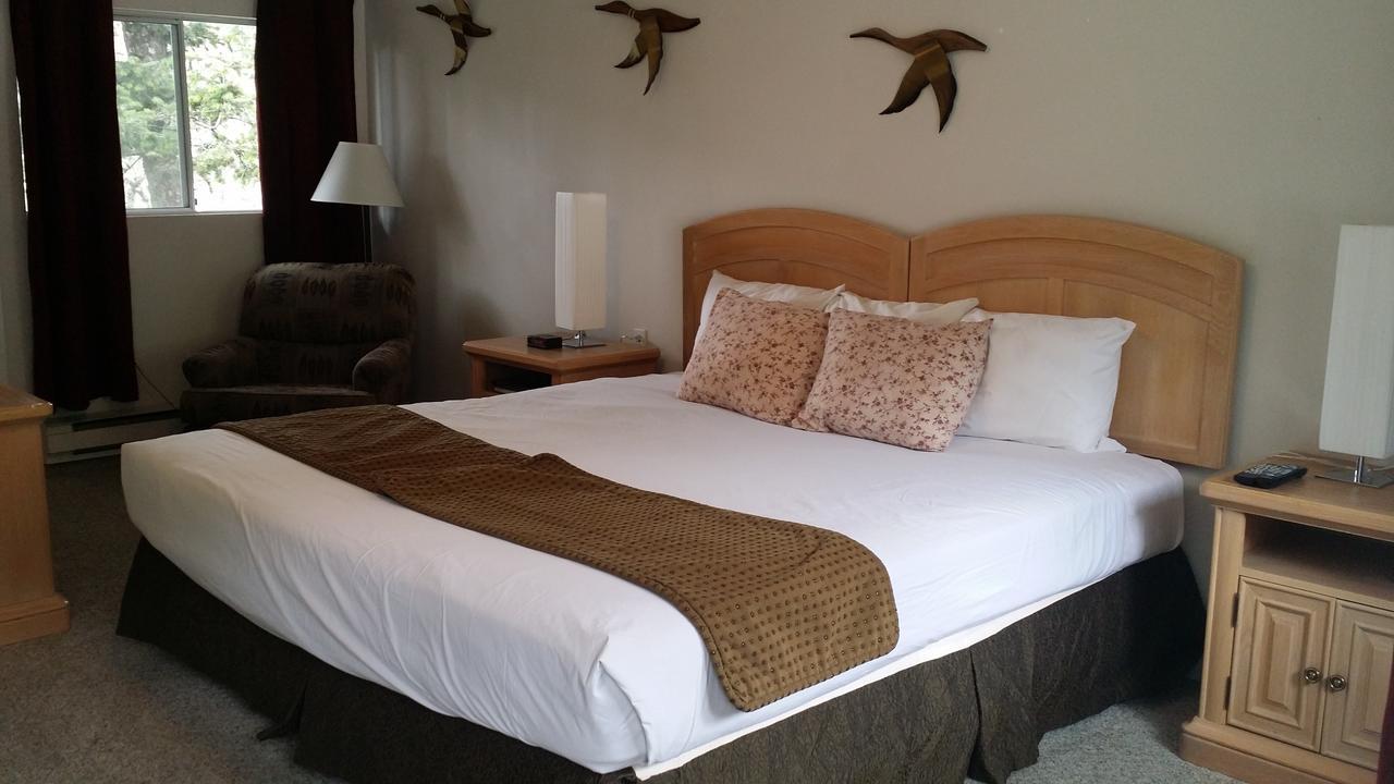 Appletree Inn Рейдиъм Хот Спрингс Екстериор снимка